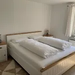 Hildfeld Kors *